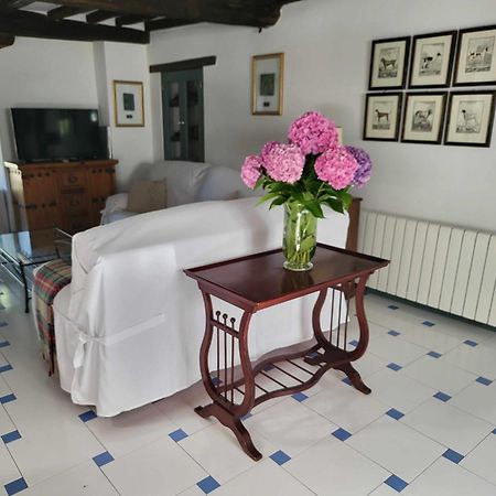 Casa Rural El Amparuco Treceño Exteriör bild