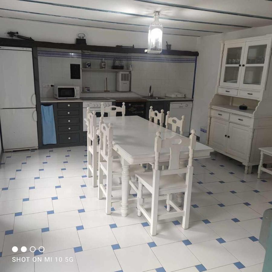 Casa Rural El Amparuco Treceño Exteriör bild