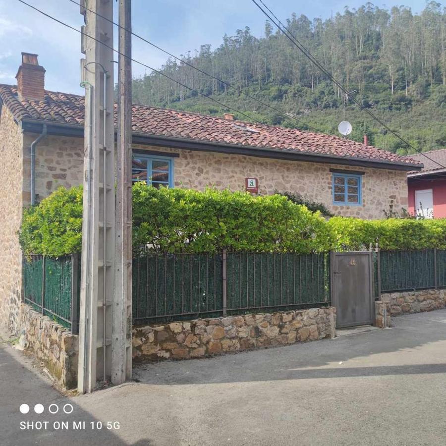 Casa Rural El Amparuco Treceño Exteriör bild